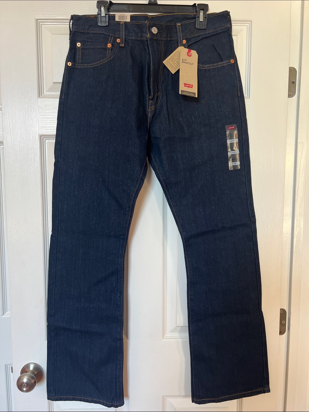 Levi's Men's Dark Indigo Bootcut Jeans with Copper Rivets